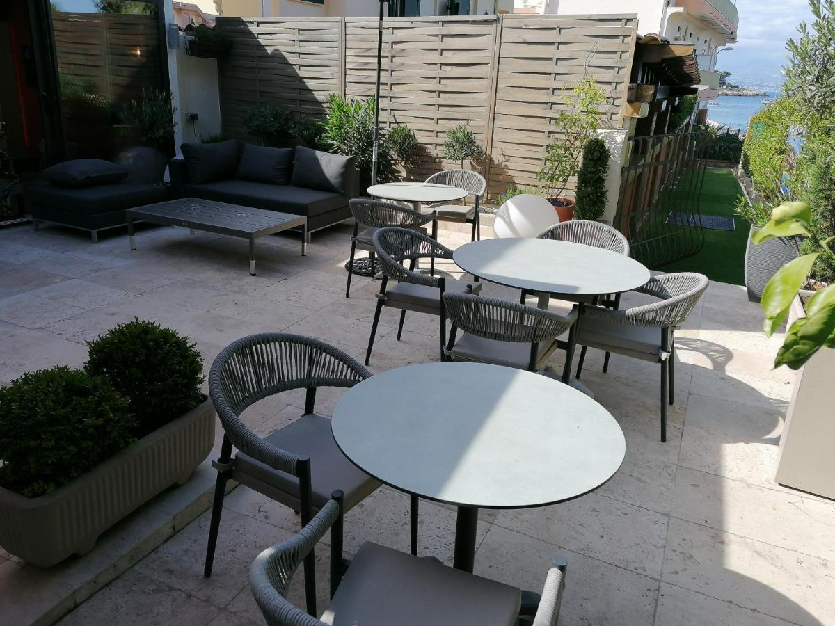 Hotel Miramar- Cap D'Antibes - La Garoupe Plage Экстерьер фото