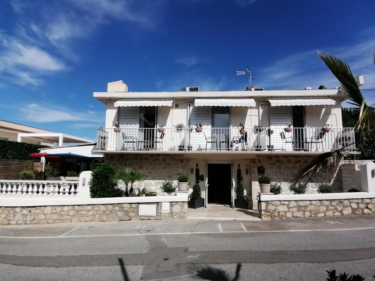 Hotel Miramar- Cap D'Antibes - La Garoupe Plage Экстерьер фото
