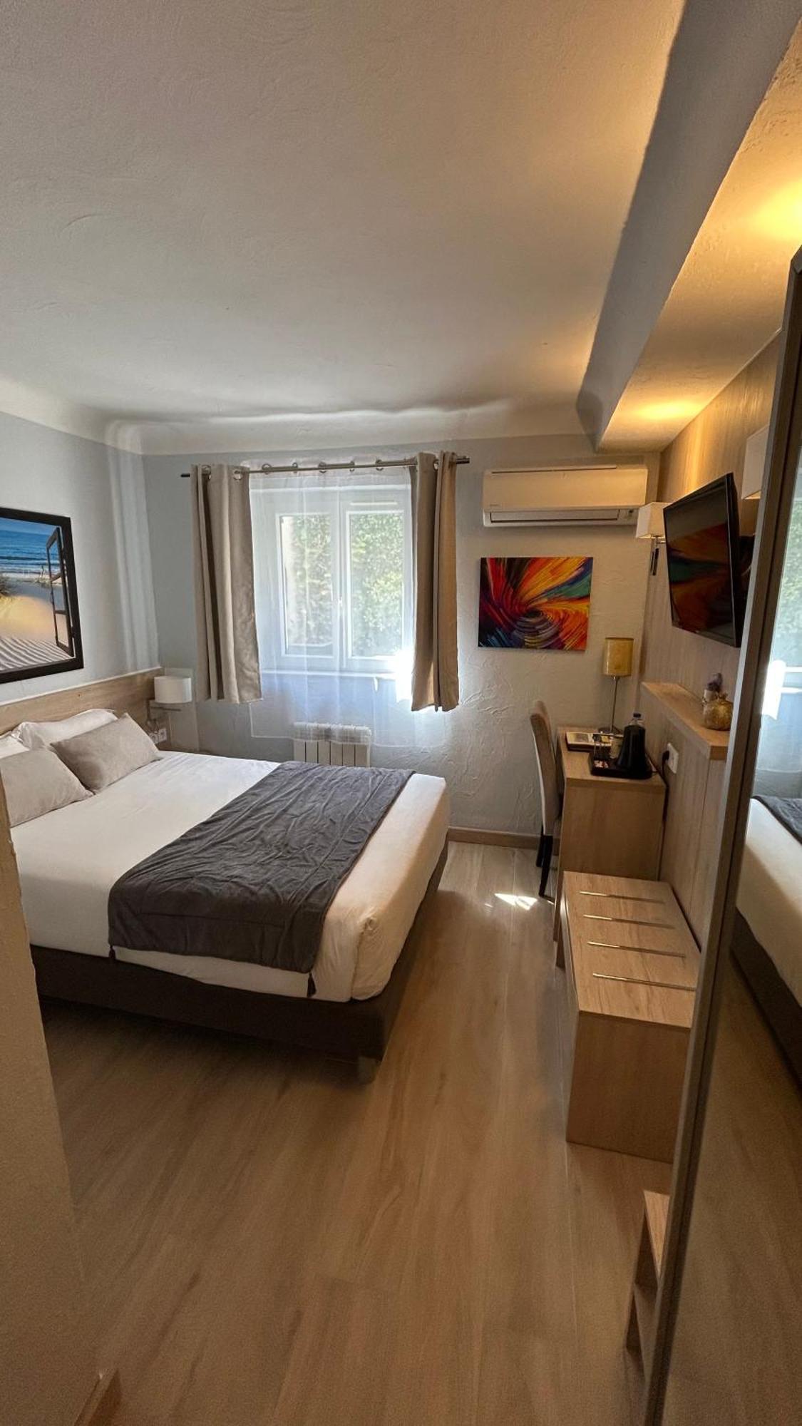 Hotel Miramar- Cap D'Antibes - La Garoupe Plage Экстерьер фото